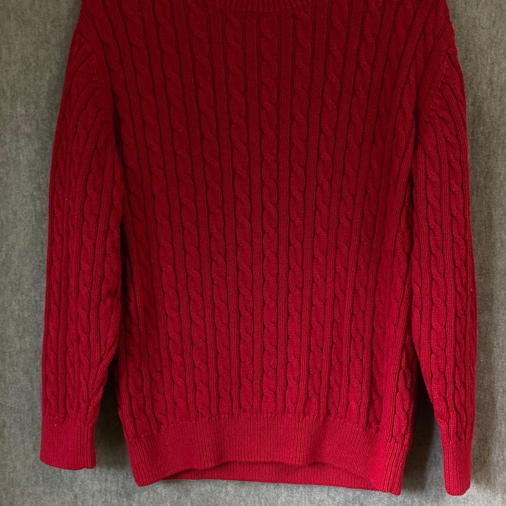 Red sweater💚